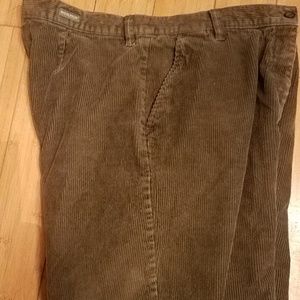 Woolrich logen green corduroy pants 100 cotton 16